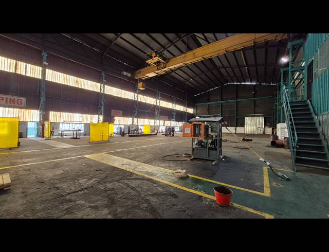 5,599M² FACTORY TO LET IN ANDERBOLT